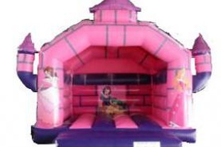 Location garde de chateau gonflable
