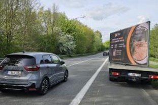 Location camion camionnette