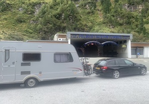 Location camping car pilote
