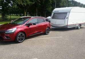 Location camping car adria