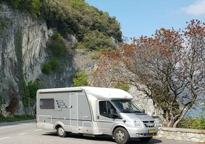 Location camping car burstner