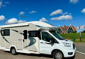 Location camping car burstner