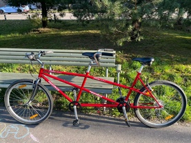 Location tandem
