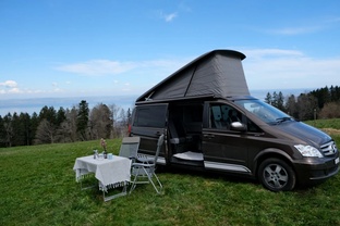 Location camping car mercedes