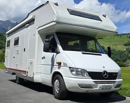 Location camping car mercedes