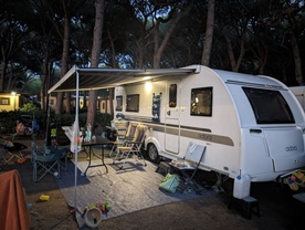 Location camping car adria