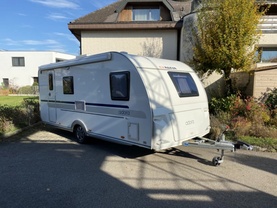 Location camping car adria
