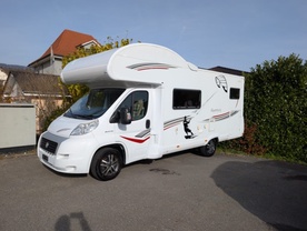 Location camping car pilote