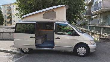 Location camping car mercedes