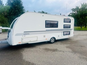 Location camping car adria