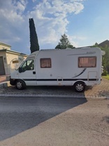 Location camping car dethleffs