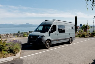 Location camping car mercedes