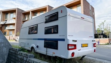 Location camping car adria