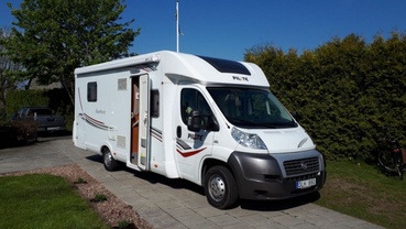 Location camping car pilote
