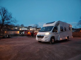 Location camping car dethleffs