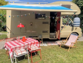 Location camping car elnagh