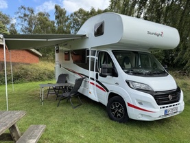 Location camping car sunlight