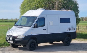 Location camping car mercedes