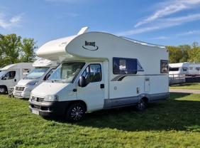 Location camping car mc louis