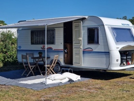 Location camping car adria