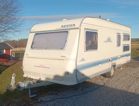 Location camping car adria