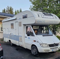 Location camping car mercedes