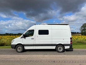 Location camping car mercedes