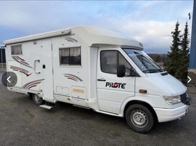 Location camping car mercedes