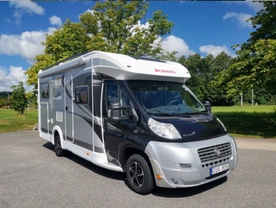 Location camping car dethleffs