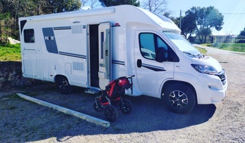 Location camping car pilote