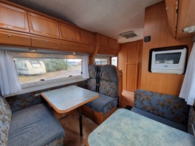 Location camping car adria