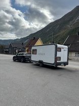Location top