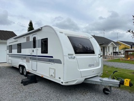 Location camping car adria