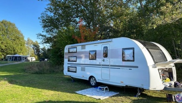 Location camping car adria