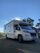 Location camping car dethleffs