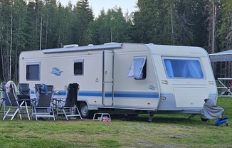 Location camping car adria