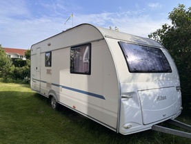 Location camping car adria