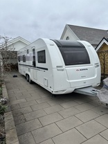 Location camping car adria