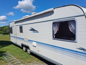 Location camping car adria