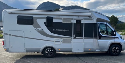 Location camping car adria