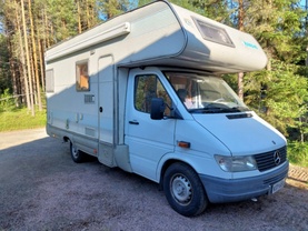 Location camping car mercedes