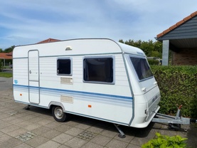 Location camping car adria