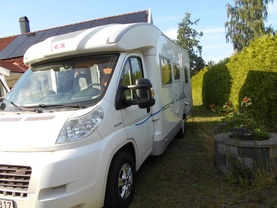 Location camping car adria