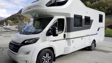 Location camping car adria
