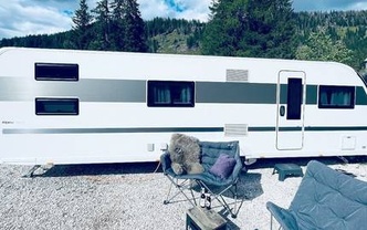 Location camping car adria