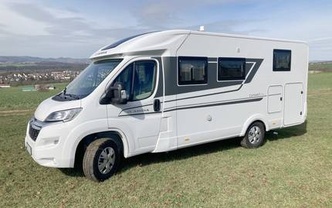 Location camping car adria