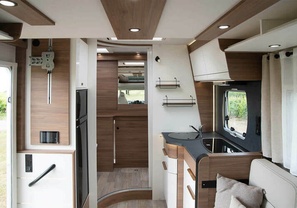 Location camping car pilote