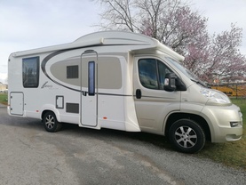 Location camping car burstner