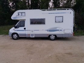 Location camping car adria