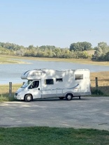 Location camping car adria